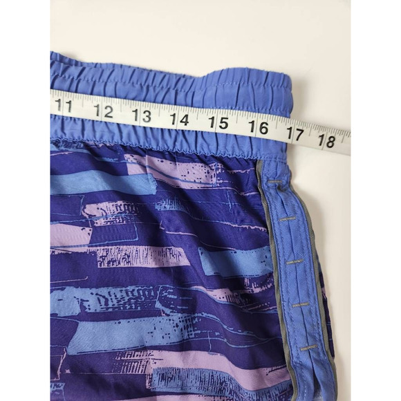 Under Armour Women Semi-Fitted Athletic Shorts Purple Elastic Waist Pull On S - Picture 4 of 5